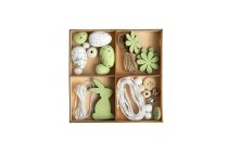 wooden easter mix in wooden box