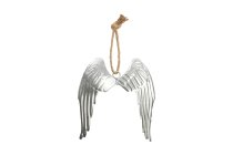 metal wings