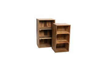 Holz-Regale
