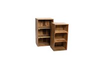 Holz-Regale