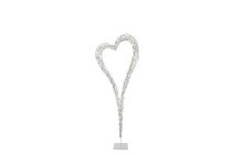 liana heart on metal plate